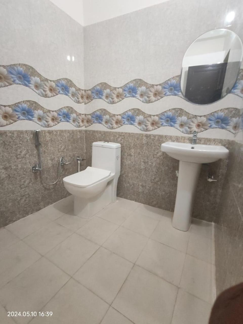 Maa Parvati Homestay Haldwāni Buitenkant foto