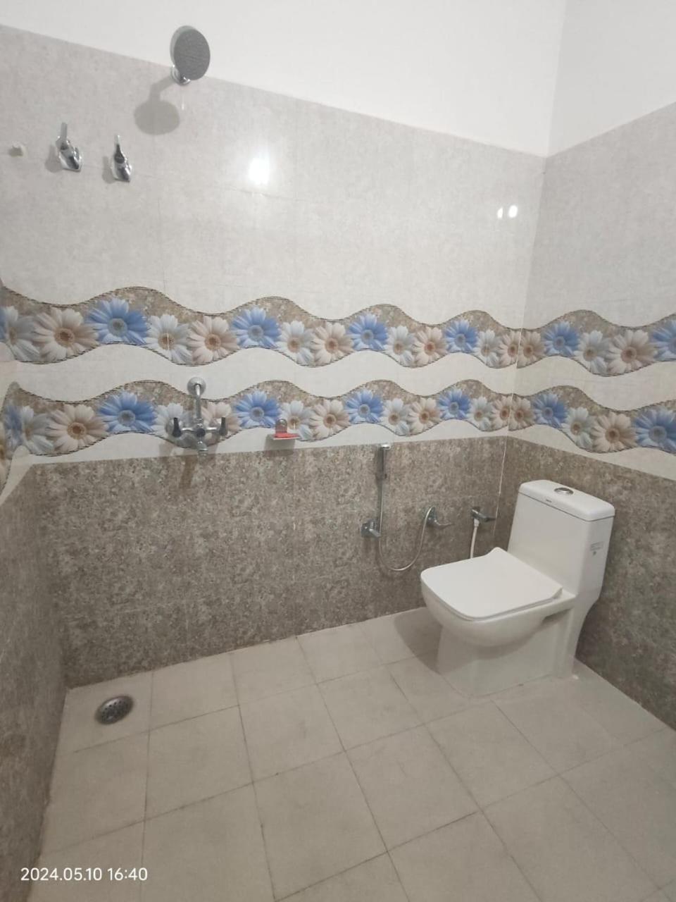 Maa Parvati Homestay Haldwāni Buitenkant foto