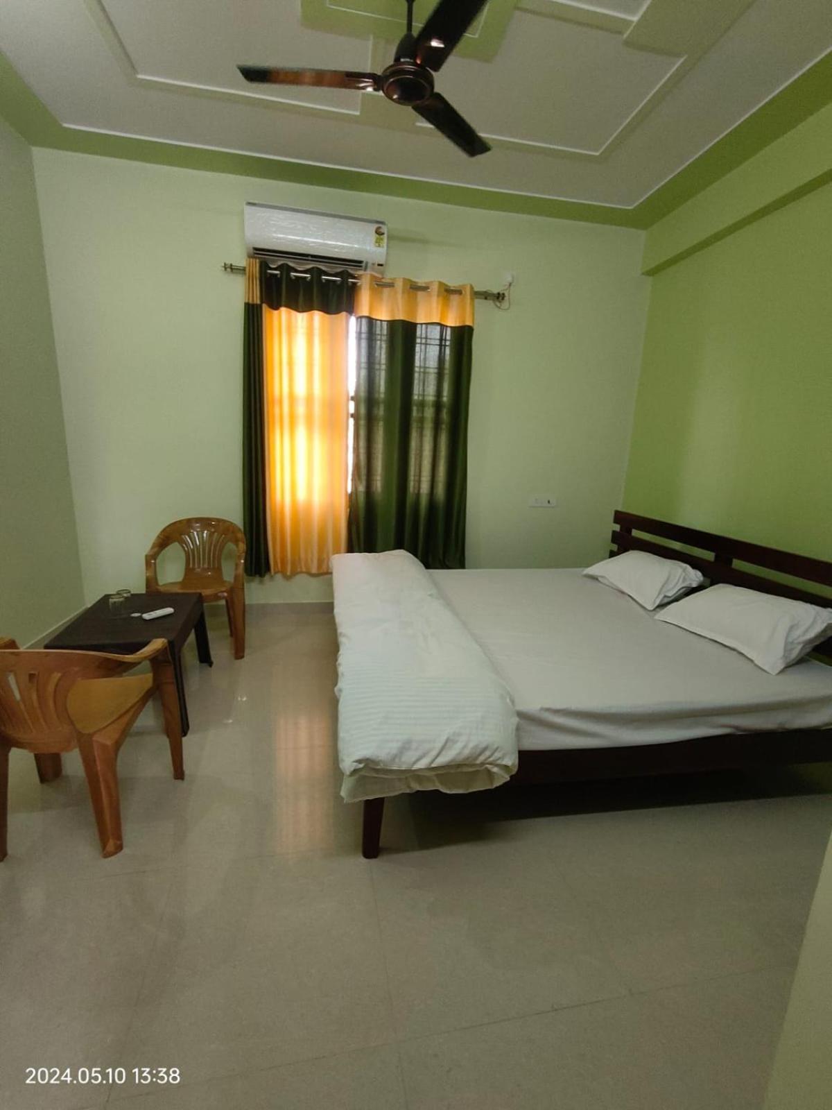 Maa Parvati Homestay Haldwāni Buitenkant foto