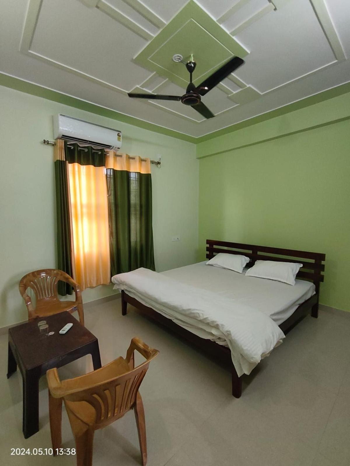 Maa Parvati Homestay Haldwāni Buitenkant foto